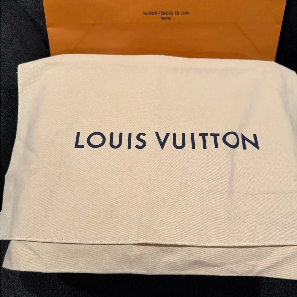 Louis Vuitton Men's Black Monogram Belt Bag Rush Bum Shadow Bag - Picture 3 of 8